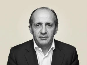 هادی تهرانی معمار حرفه‌ای ایرانی