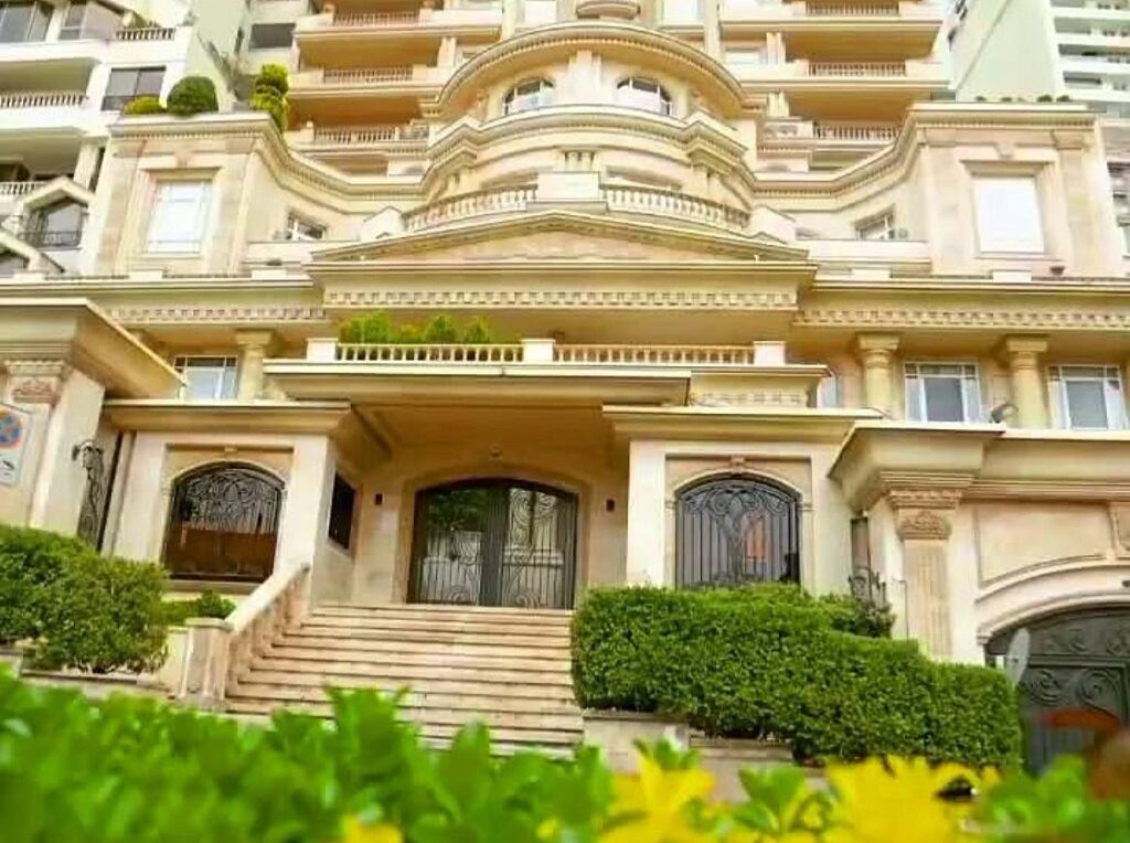 برج تندیس بوکان