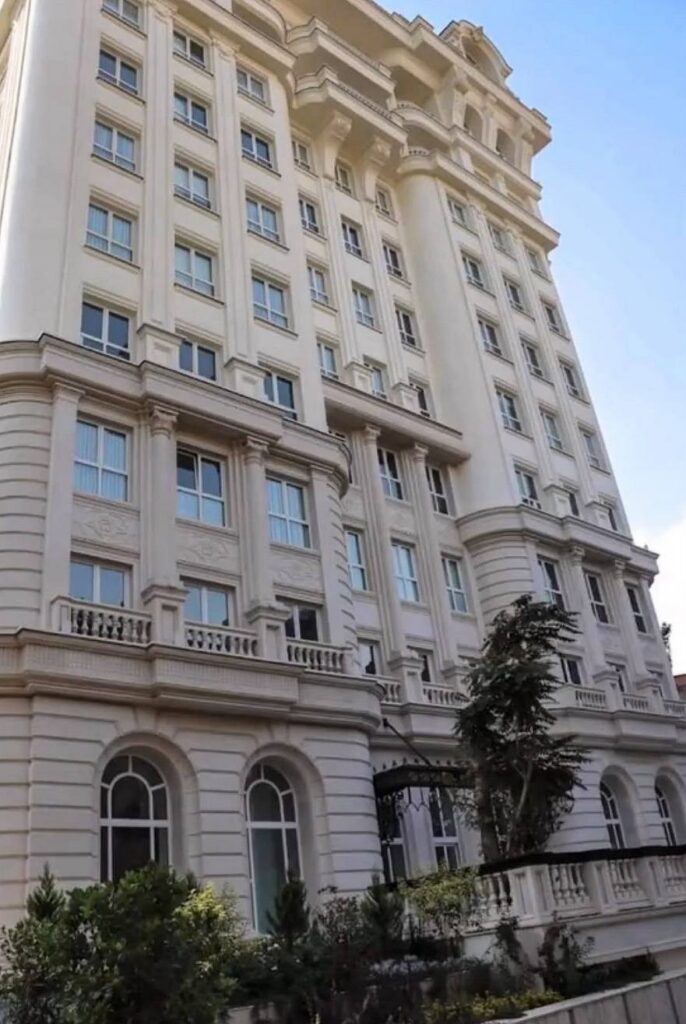 عمارت شاتو دشتی