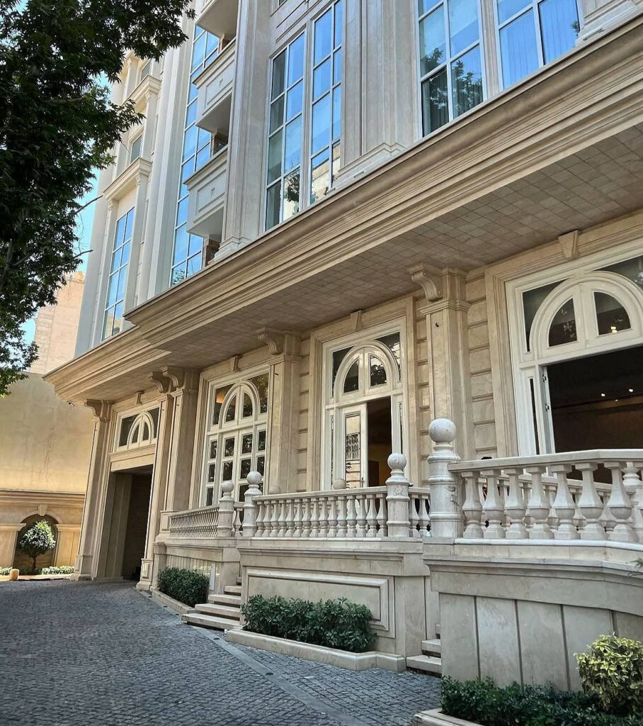 برج دیوان پالاس