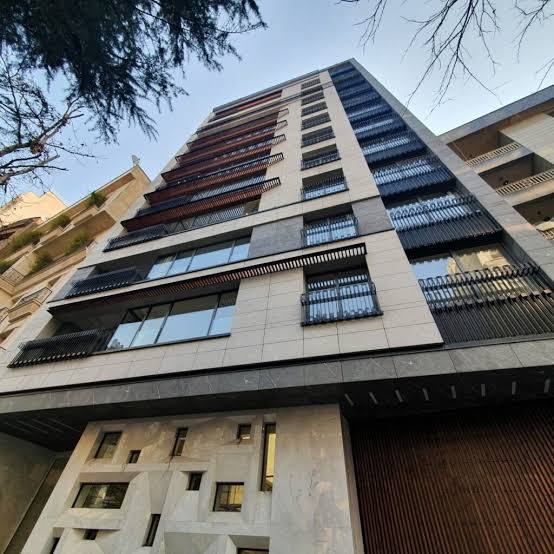 برج نارسیس باغستان