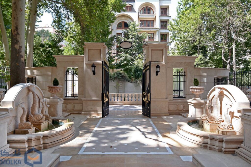 برج چناران پارک